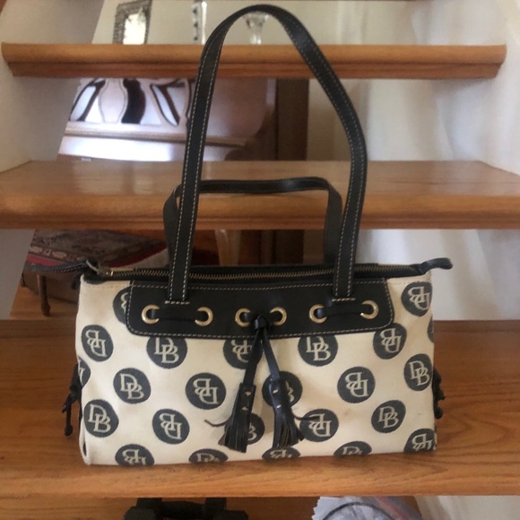 Dooney & Bourke Polka Dot Shoulder Bag rare! - Picture 2 of 6